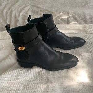 Mulberry boots
